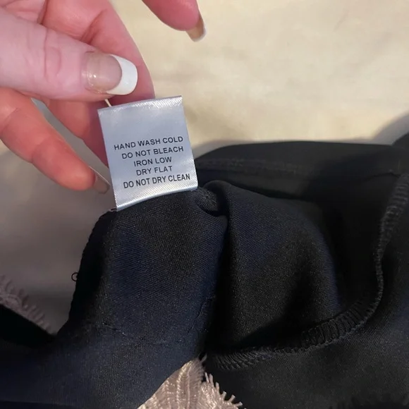 Haute Monde black cocktail dress w/ lace overlay S - Picture 9 of 14